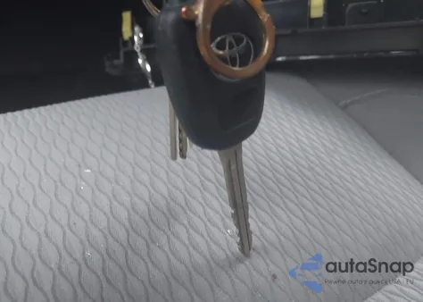 2015 Toyota Corolla Le from USA, damaged, VIN 2T1BURHE1FC477391